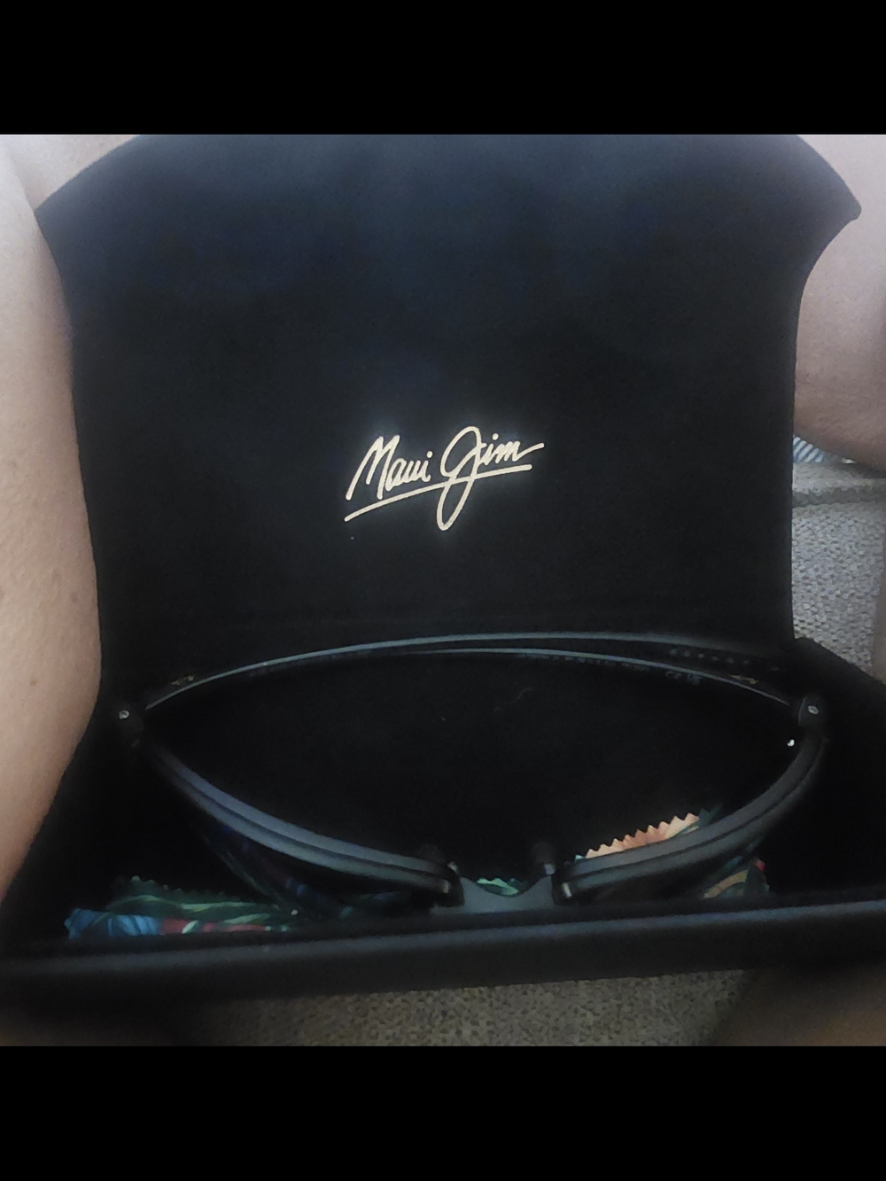 Maui Jim Black Sunglasses in Black Case